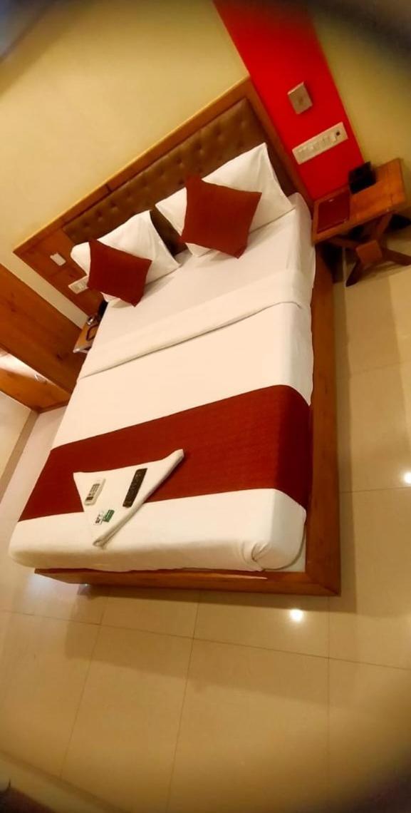 Grandeur By Avion Palace Near T2 International Airport Mumbai  Buitenkant foto